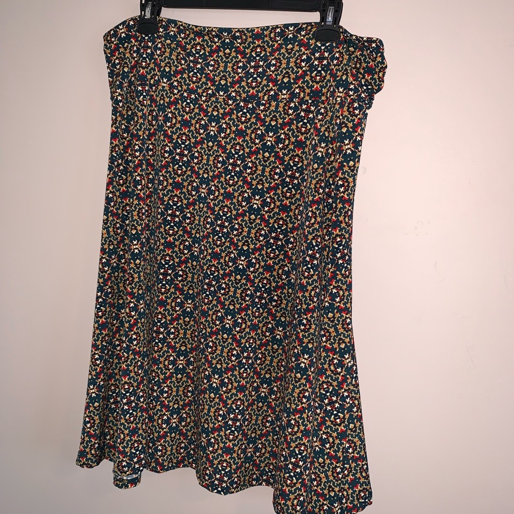 Cassie XL adorable skirt by LulaRoe